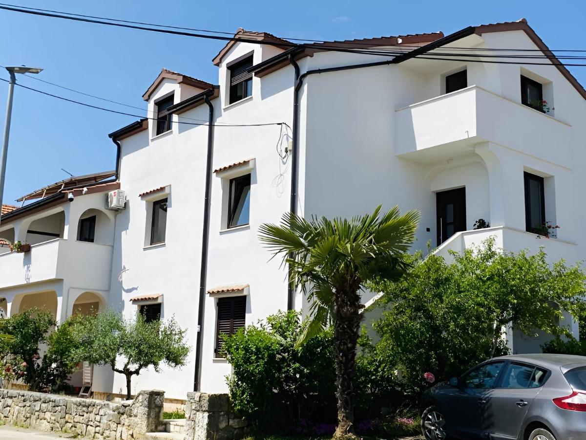 Apartmani Ana Borovac Funtana Zewnętrze zdjęcie